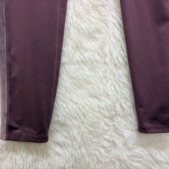 PINK Victoria’s Secret Purple Active Velvet Panel Leggings | Size Large | 💜✨ - Picture 10 of 17